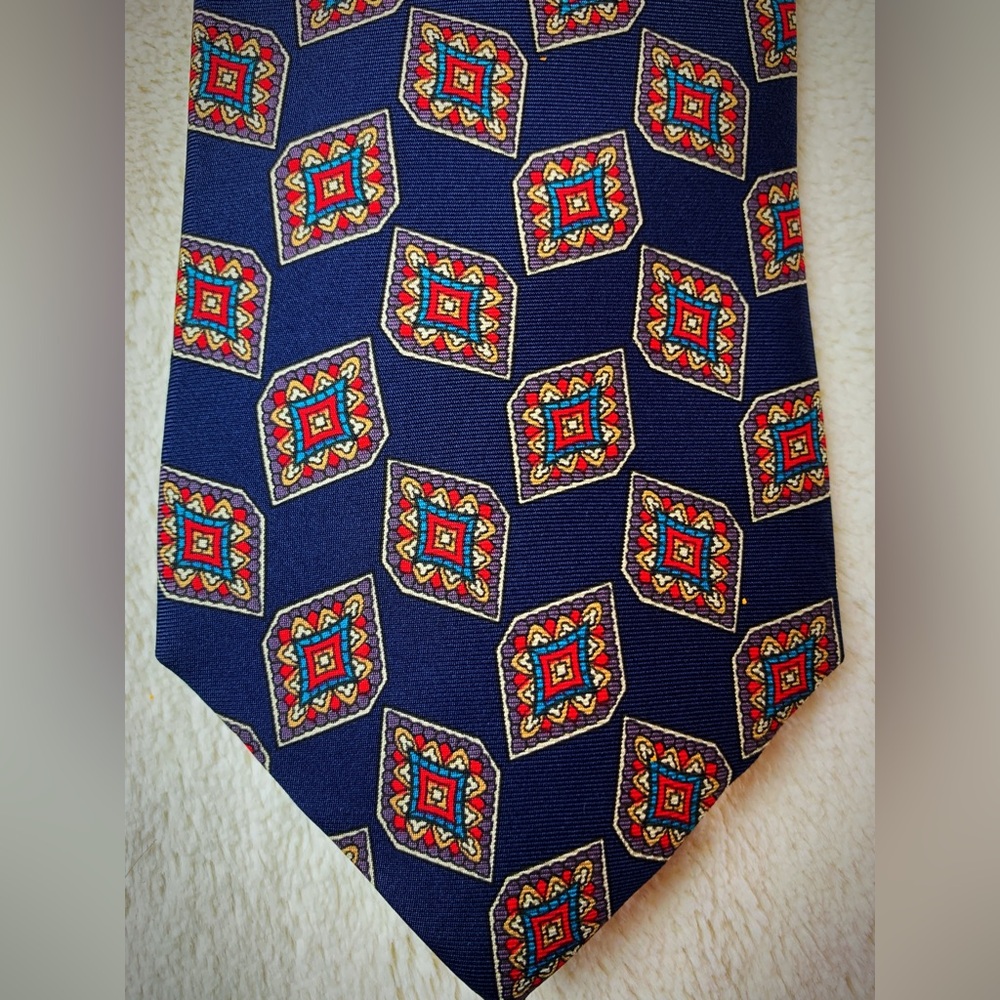 Vintage Geometric Patterned Blue Tie
